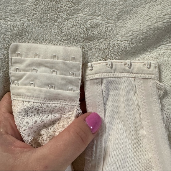 Aerie Real Happy Ivory Strapless Multiway Bra - Picture 8 of 16